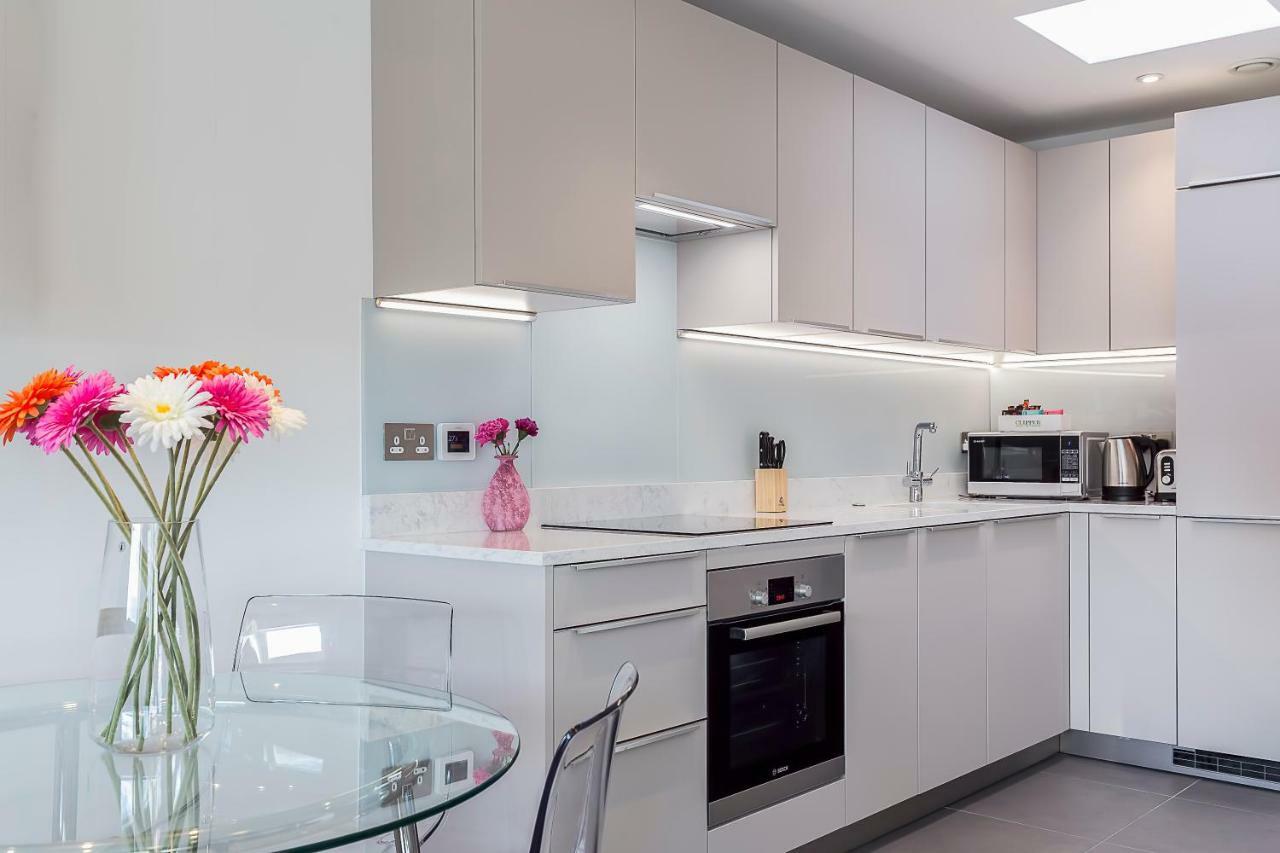 Apartamento Charles Dickens, Tate Modern