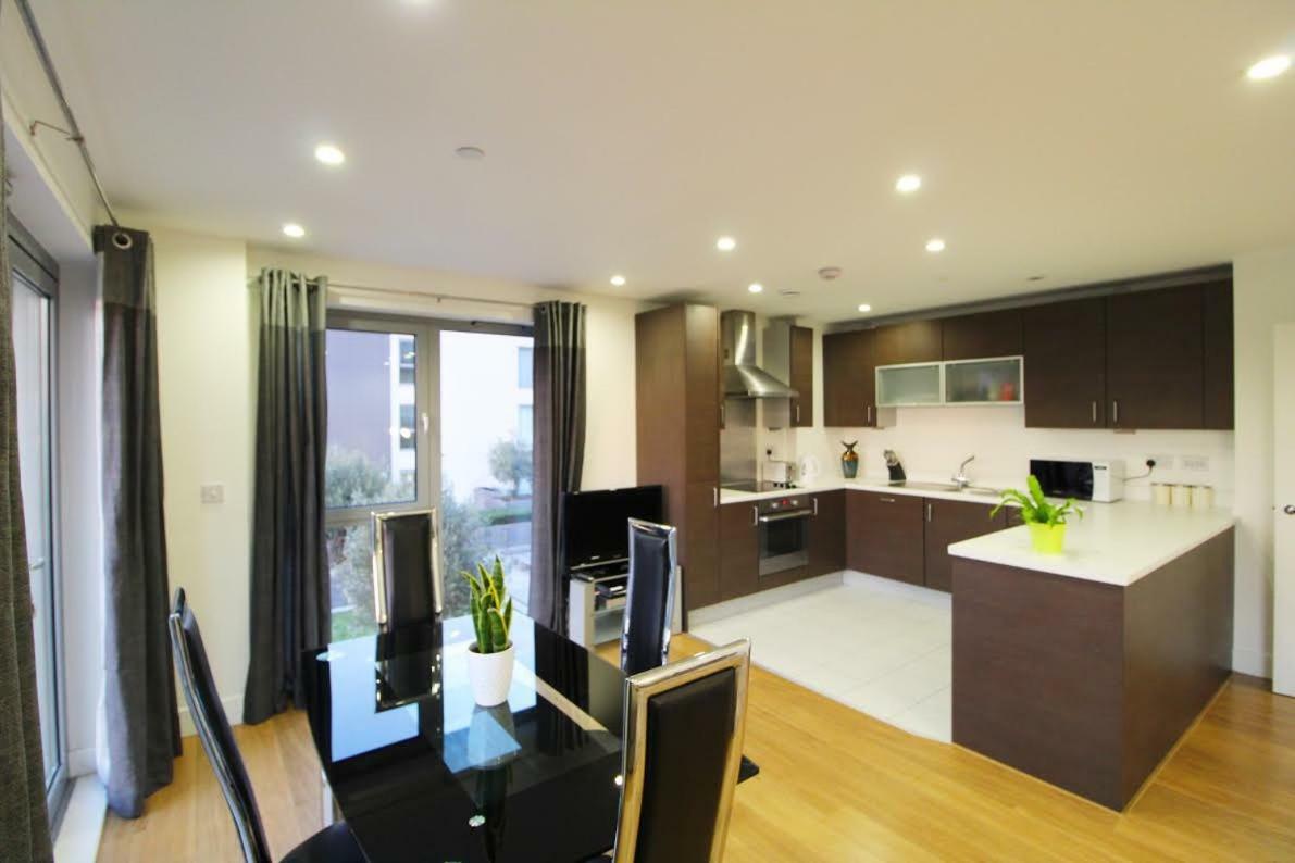 Space 1 Wilson Tower Apartamento Londres