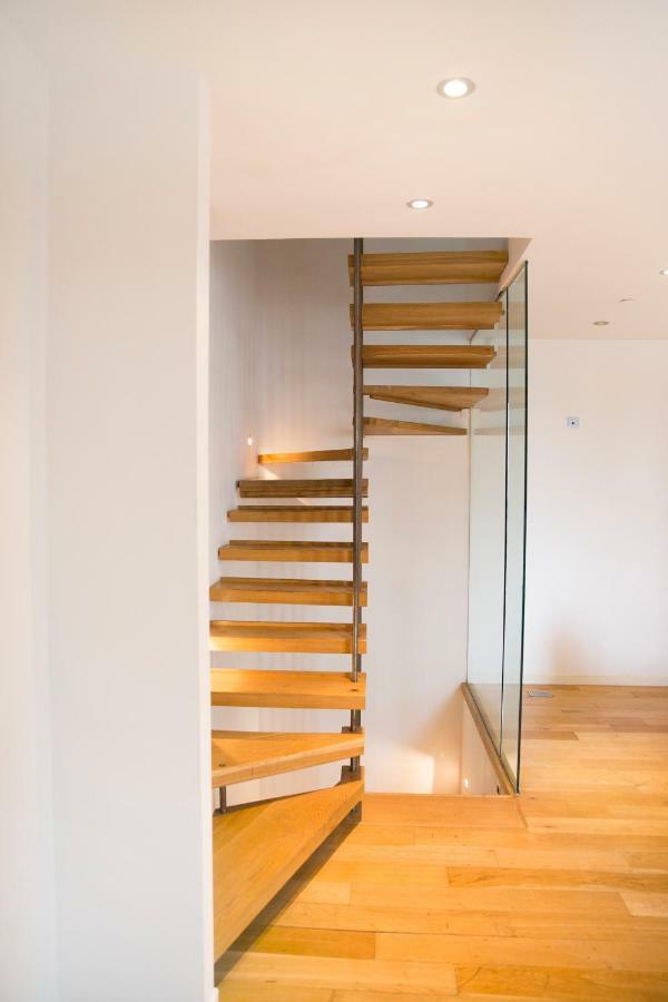 Сasa de vacaciones The Holborn Lights - Modern 3bdr With Rooftop Terrace & Garage Londres