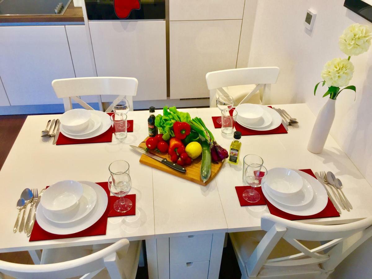 2-bedrooms Apartment, Lounge, Balcony * Londres