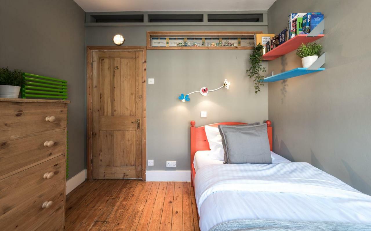 Artistic And Soulful Carnaby Street Movie Pad * Londres