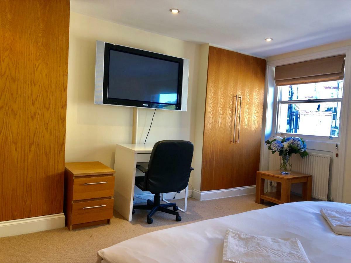 Apartment Buckingham Palace View London
