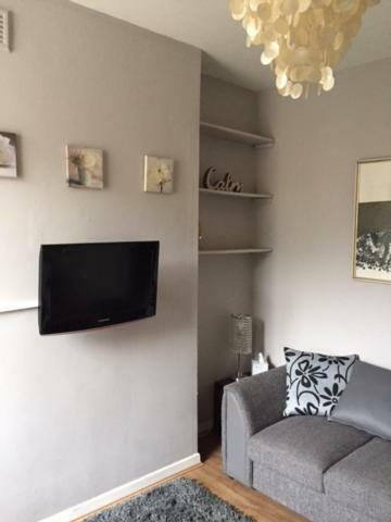 Perfect 2 Bedroom Flat Shepherds Bush W12 Apartamento Londres
