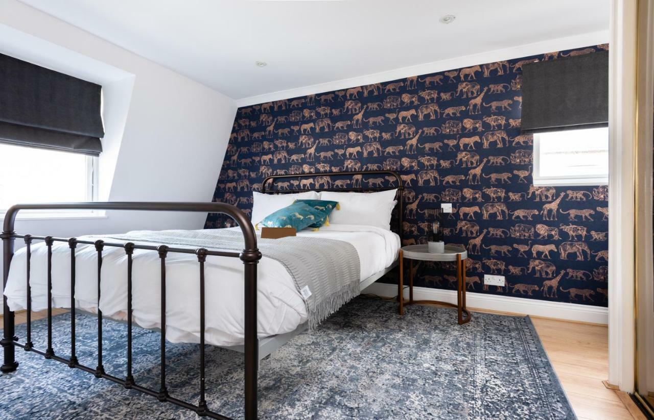 The Kensington Palace Mews - Bright & Modern 6bdr House With Garage Appartement Londen