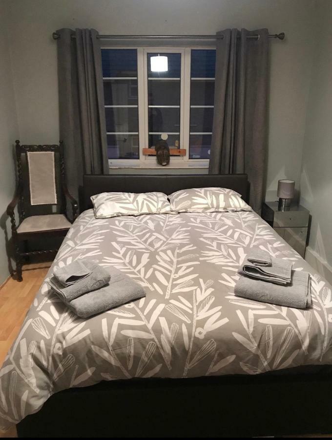 Apartamento Bright,tasteful And Comfortable Flat In Trendy Shorditch.