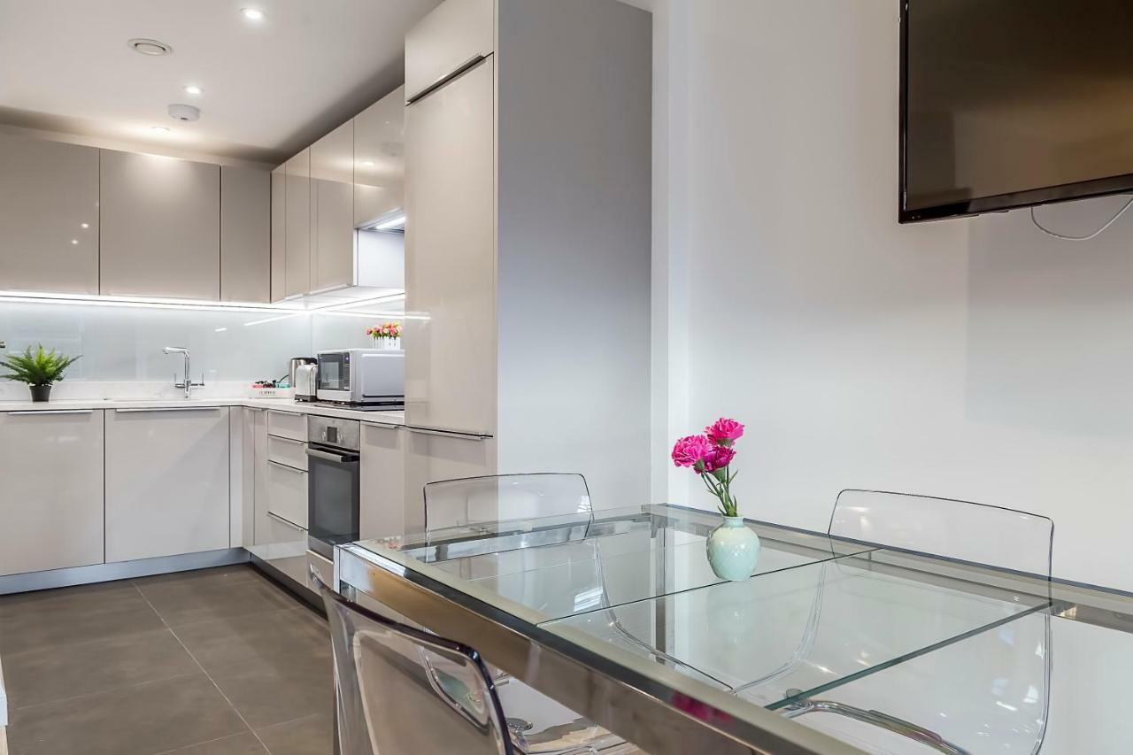 Apartamento Charles Dickens, Tate Modern *