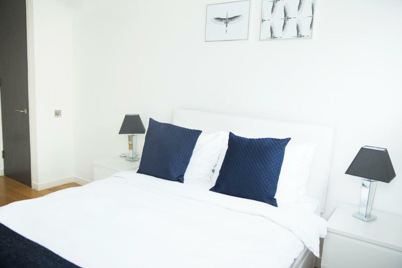 The Holborn Lights - Modern 3bdr With Rooftop Terrace & Garage *