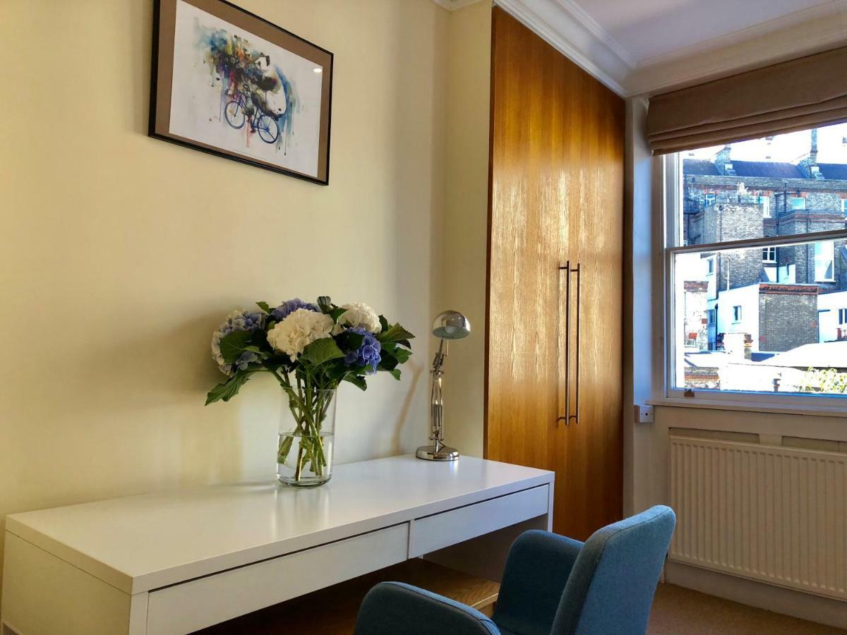 Apartment Buckingham Palace View *