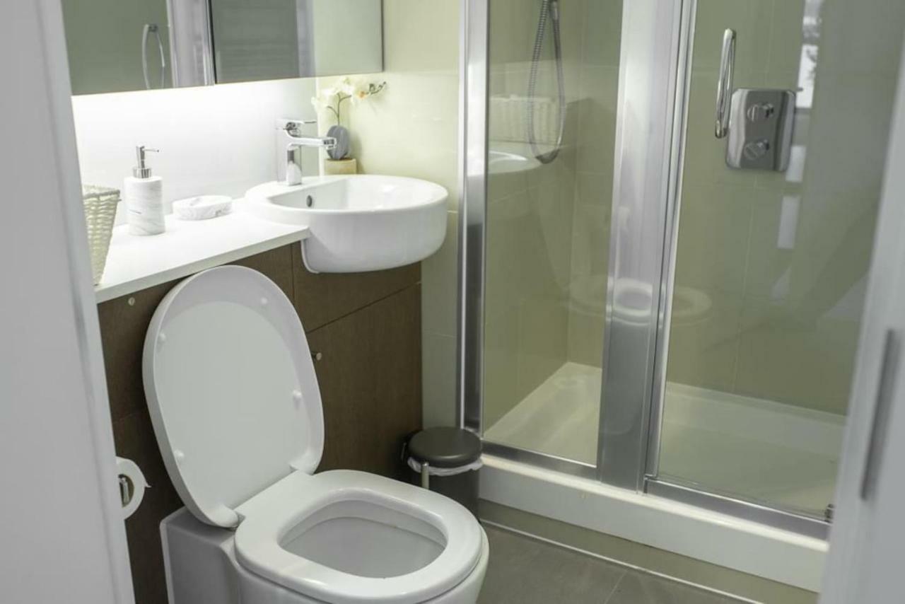 Top Floor Luxury And Spacious 2 Bedroom In Stratford Apartamento *