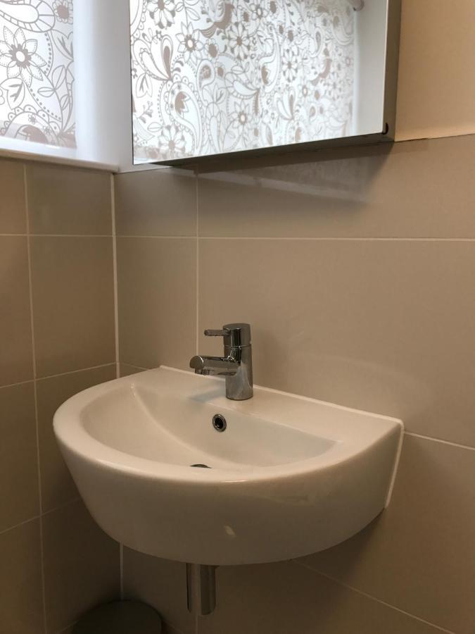 Stylish Notting Hill Gate Flat London
