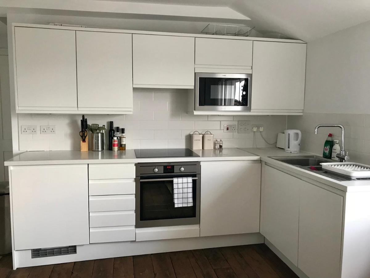 Stylish Notting Hill Gate Flat Apartment London