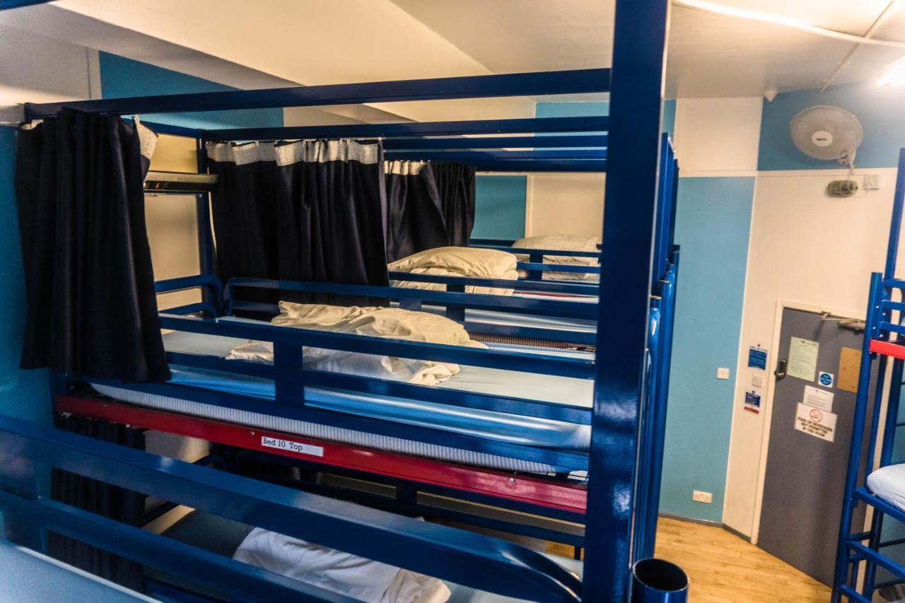 Backpackers Youth 18 - 35 Years Old Only Albergue