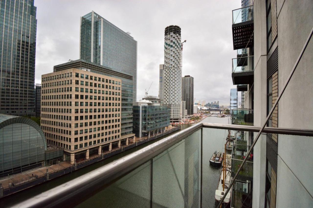 Canary Wharf - Corporate River View