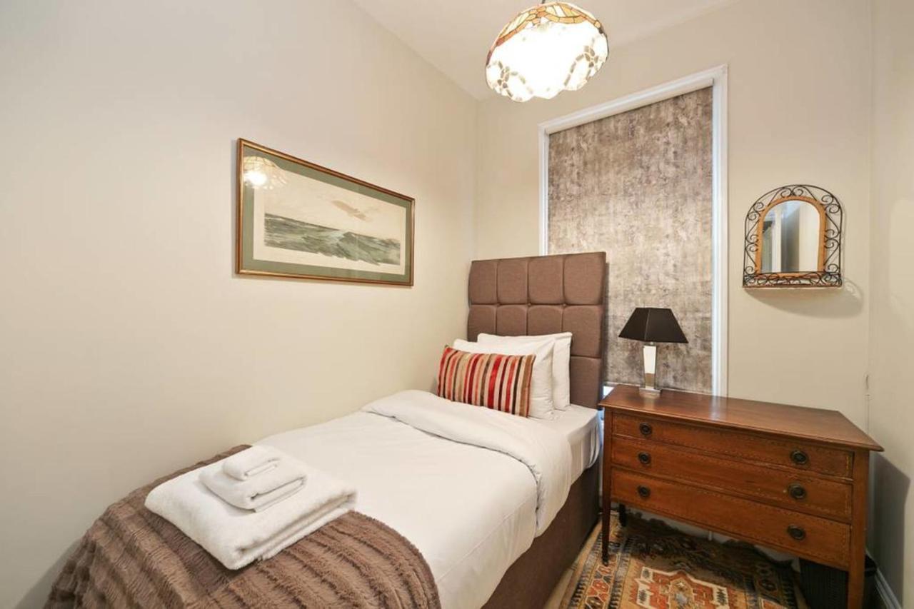 Hébergement de vacances New Gorgeous 5 Bed Victorian House In Hammersmith *