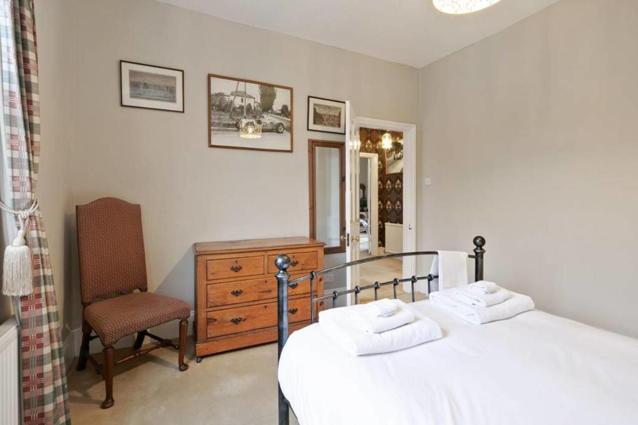 New Gorgeous 5 Bed Victorian House In Hammersmith Hébergement de vacances *