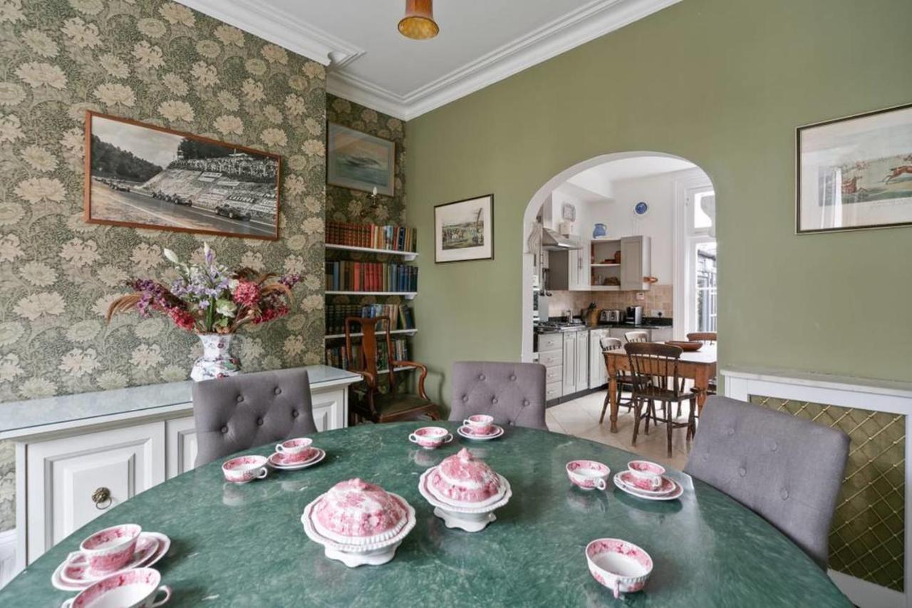 Hébergement de vacances New Gorgeous 5 Bed Victorian House In Hammersmith *