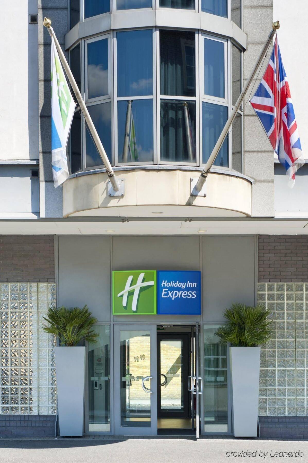 Express City, An Ihg Hotel 3*