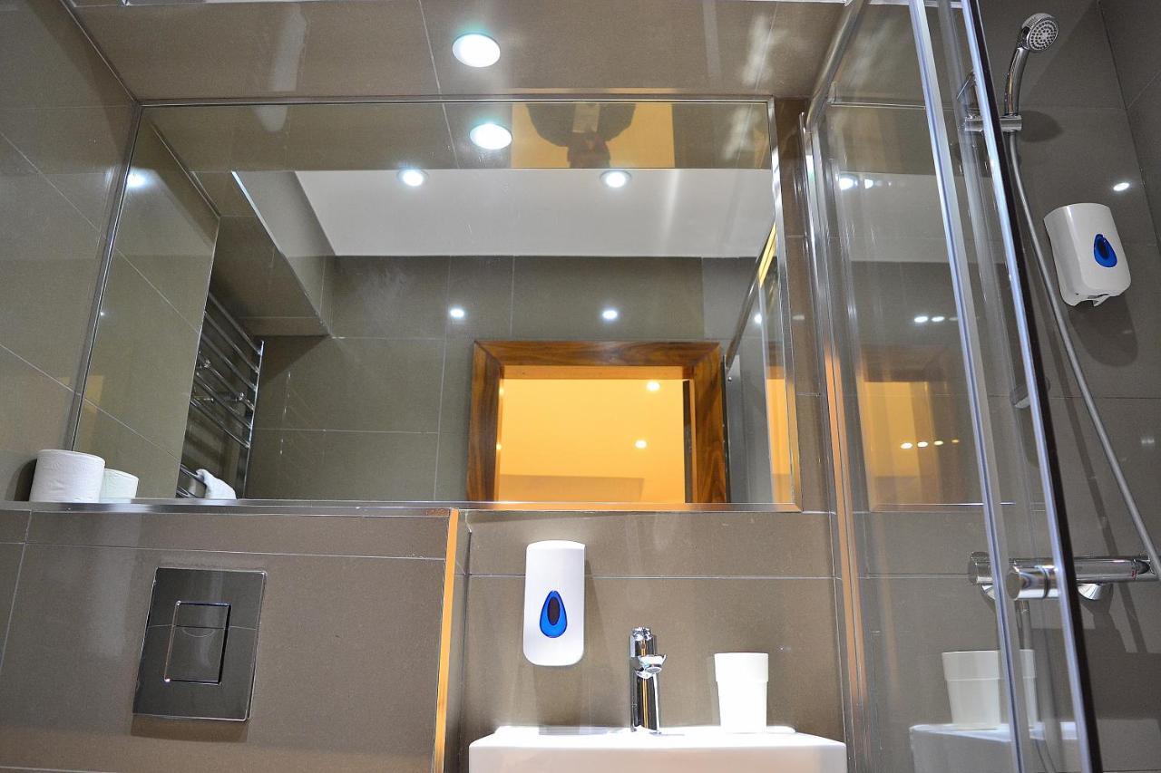Hotel Leisure 2*