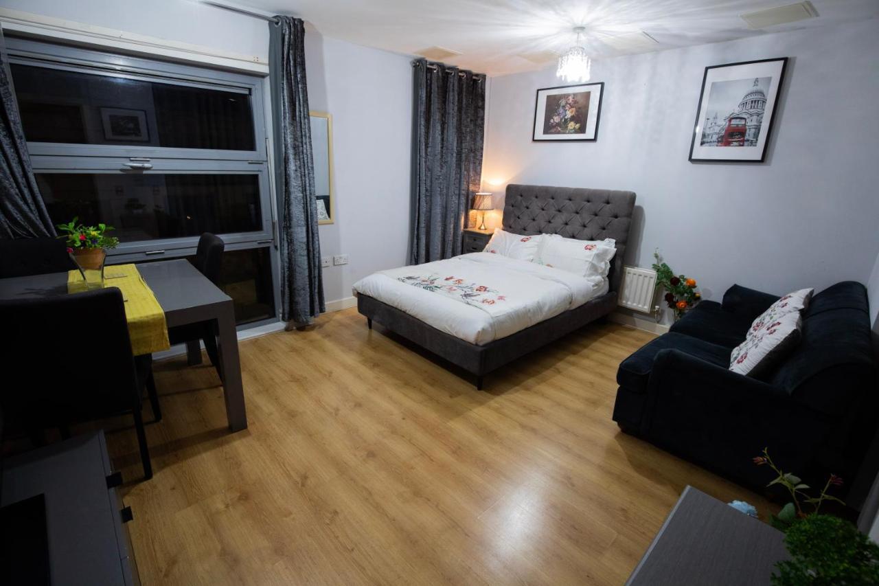 City Guest house *