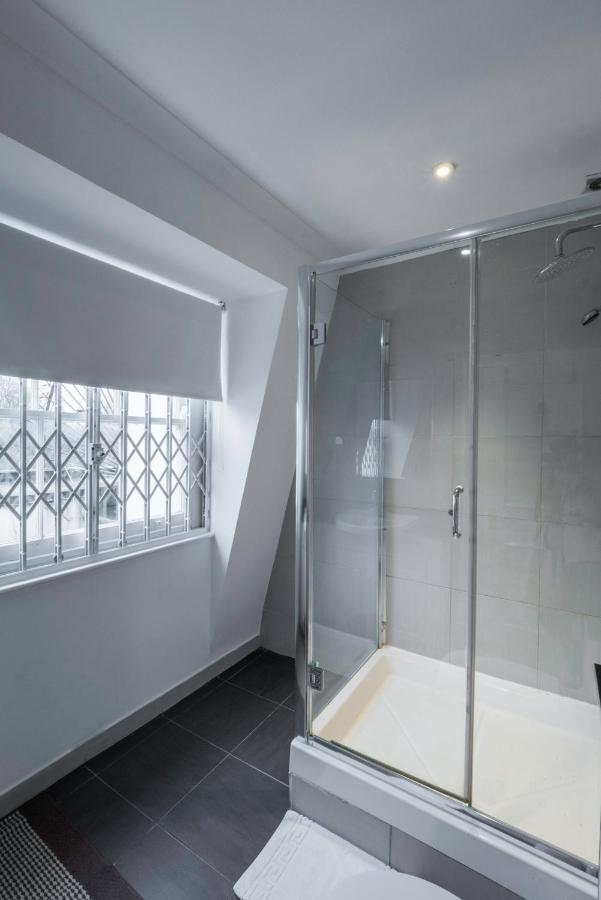 Hyde Park Gate Hostal
