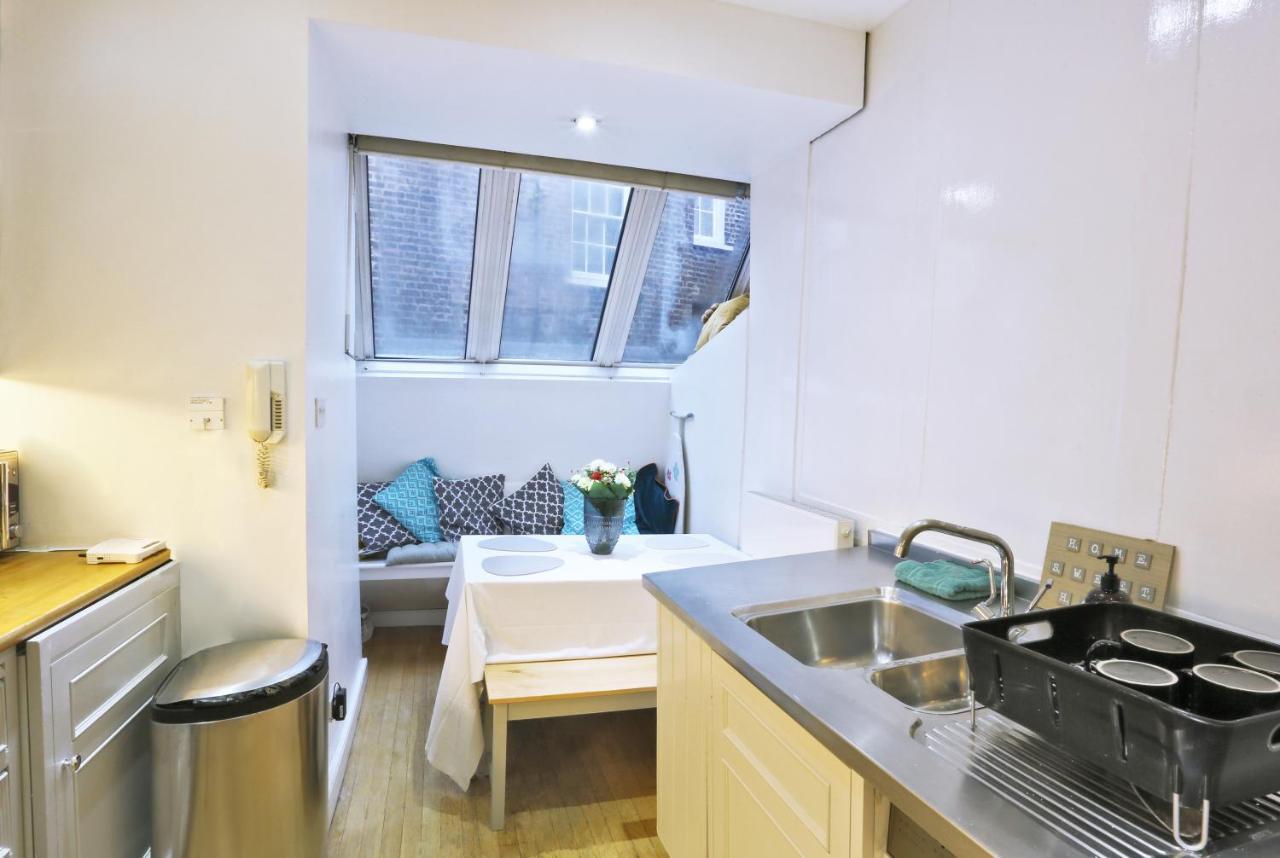 Casa de Férias Magical & Charming 8 Covent Garden Townhouse