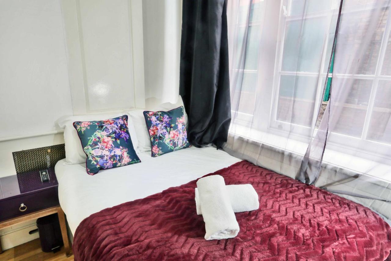 Casa de Férias Magical & Charming 8 Covent Garden Townhouse