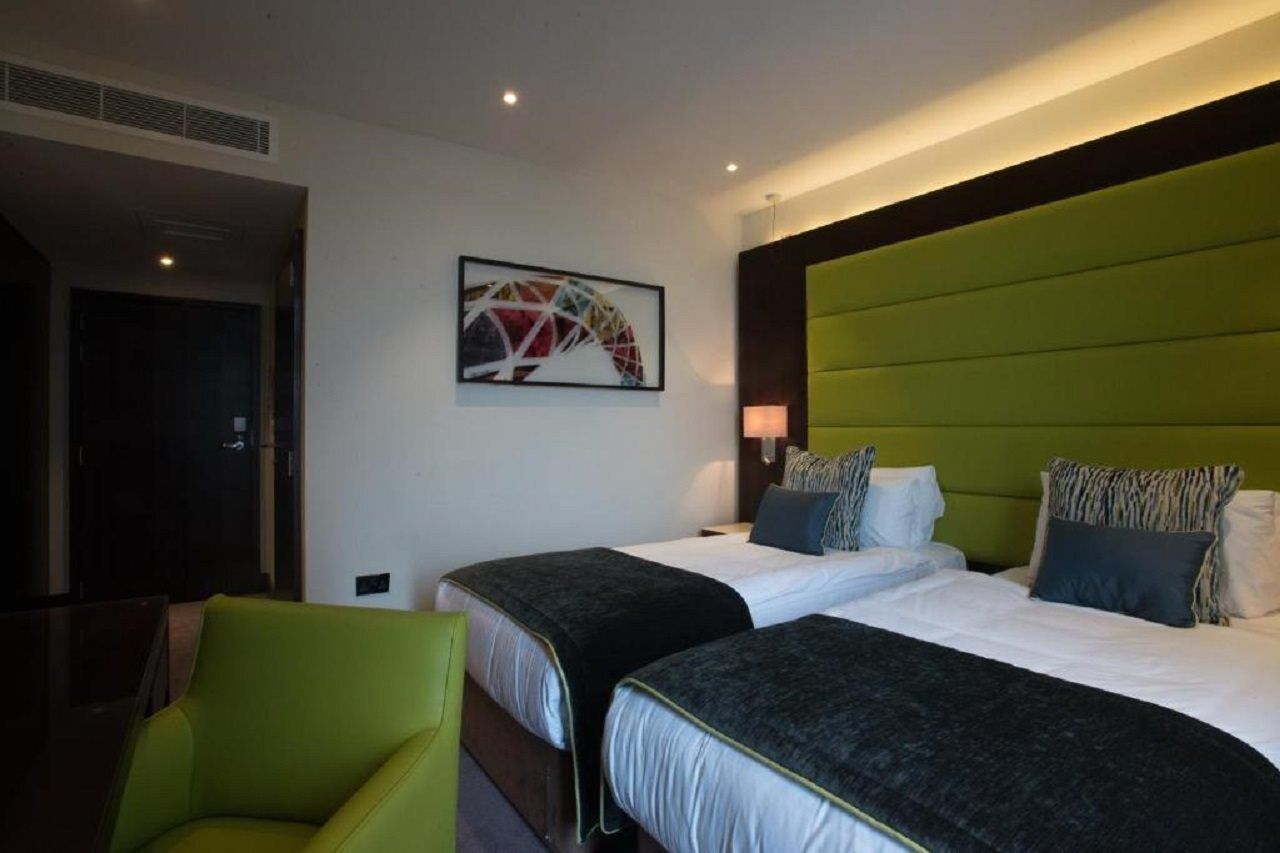 St George's - Wembley 4* Londres