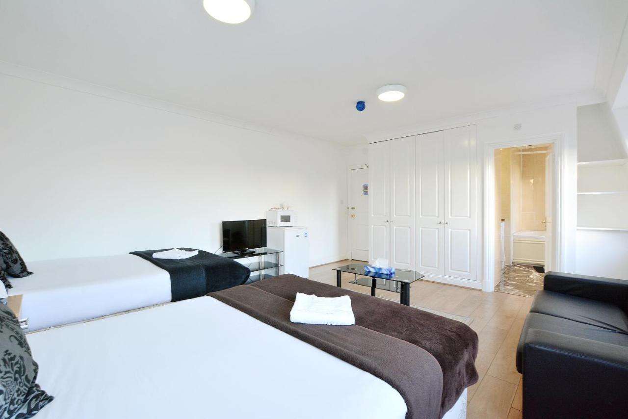 Hyde Park Gate Hostal *