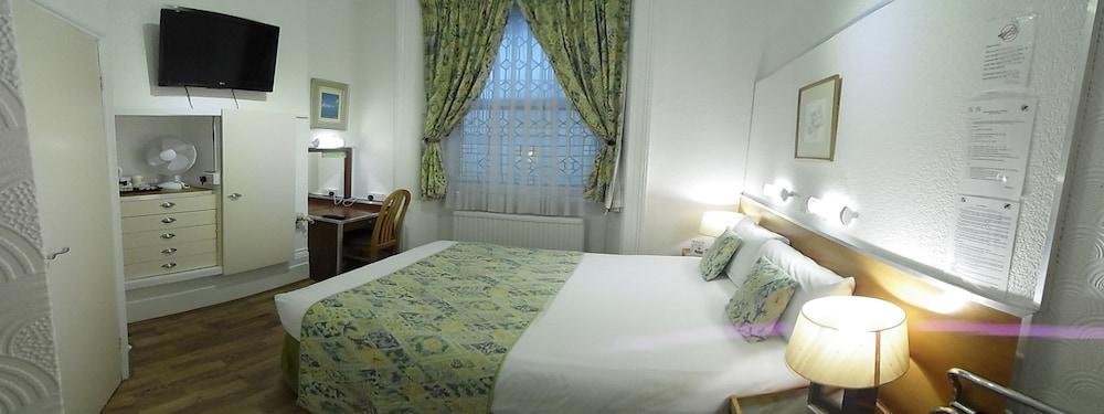 Hotel Falcon 3*