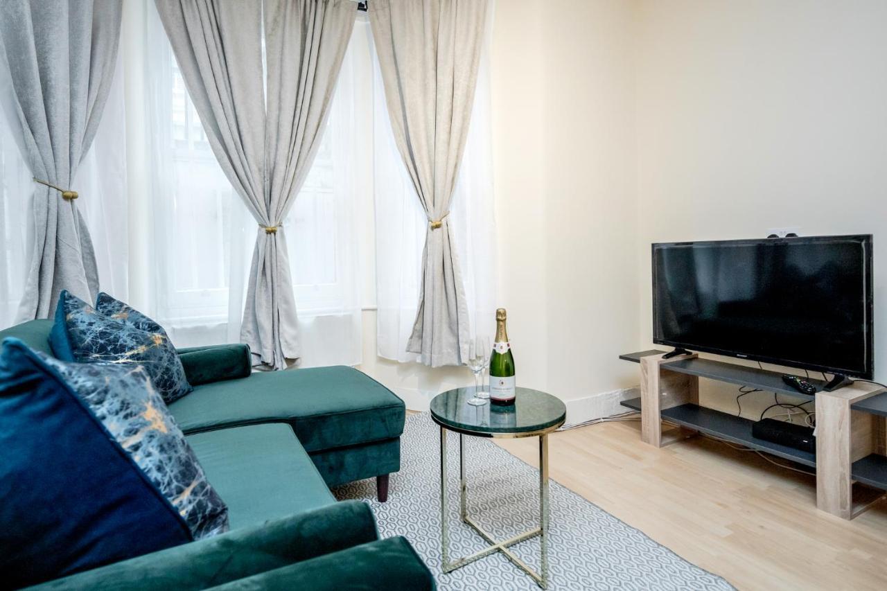 Apartamento Elegant Kensington With Patio *