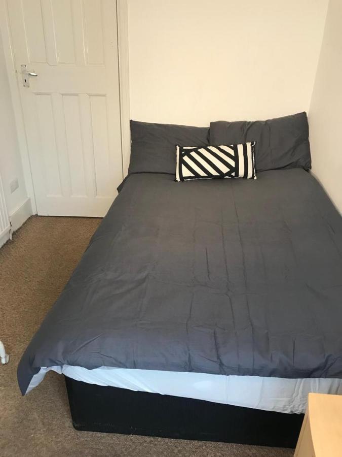 The Old Vicarage Bed & Breakfast Londen