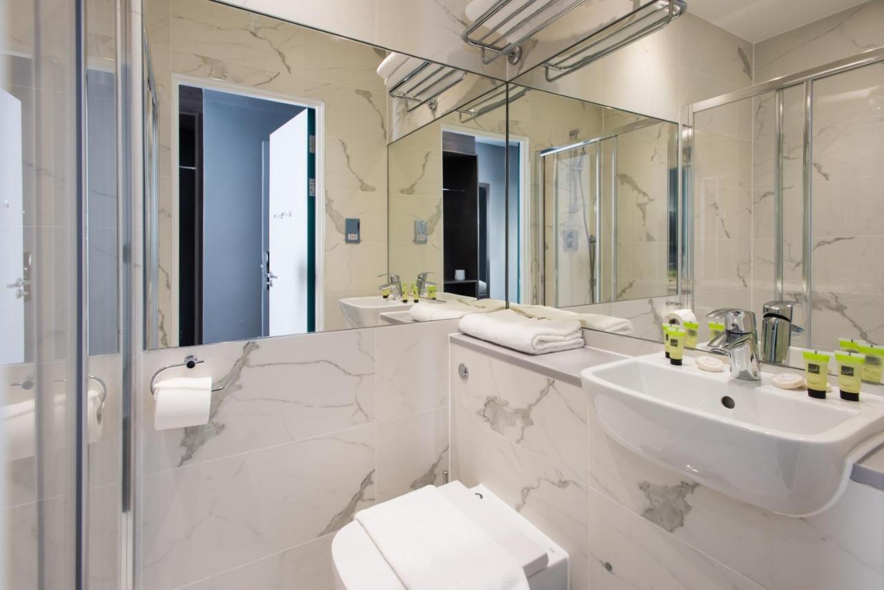 Brit Elephant Castle 3* Londen