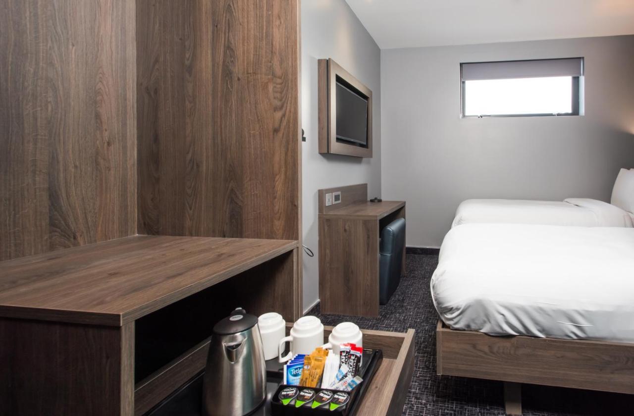 Brit Elephant Castle 3* Londen